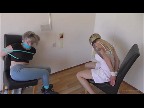 ❤️ צוגעבונדן / צוגעבונדן און געגאסען / מיידל אין נויט ❤️❌ שיין פּאָרן ביי yi.desixxxtube.ru ❤